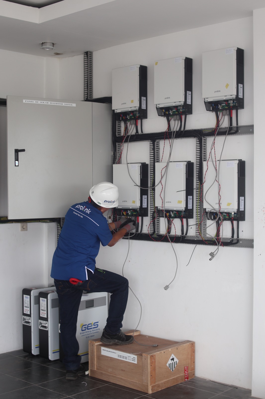 Instalasi Solar Panel & Inverter - Agres Yogyakarta